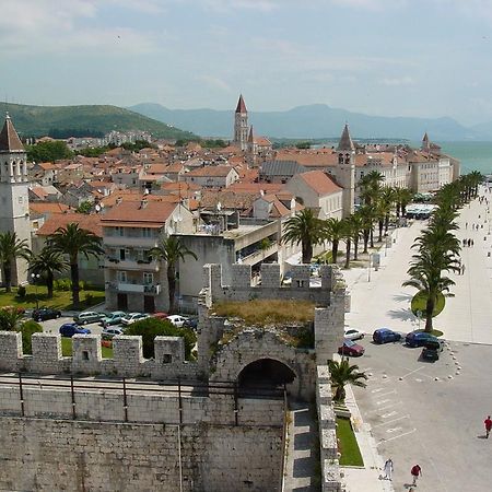 Apartment Fabijanko Oldtown Trogir Ngoại thất bức ảnh