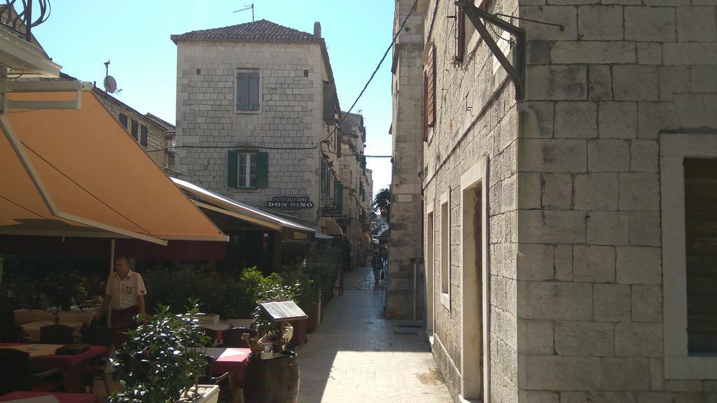 Apartment Fabijanko Oldtown Trogir Ngoại thất bức ảnh